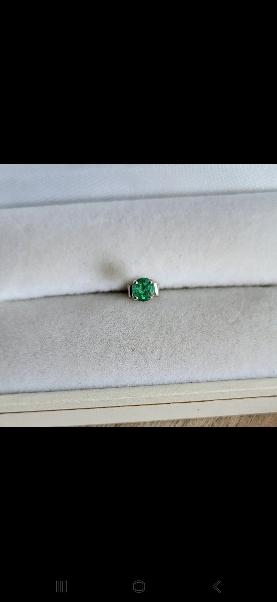 1 boucle d'oreille emeraude colombienne argent 925