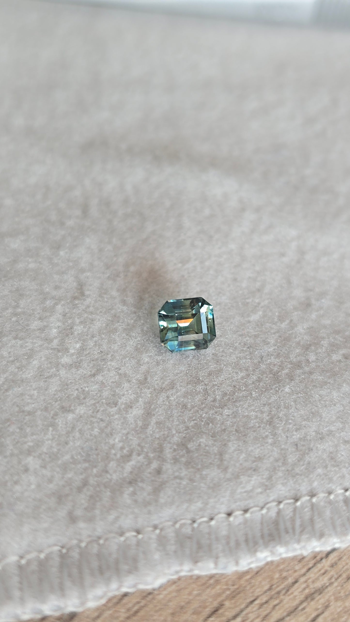 Saphir Teal 1.07carat