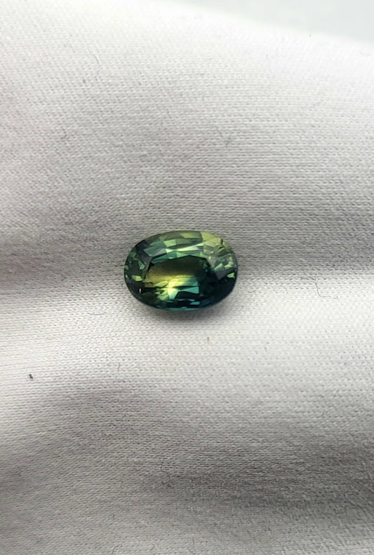 Saphir bi color 1.44 carat