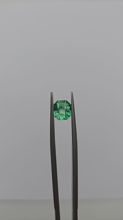 Emeraude colombienne 1.78 carat