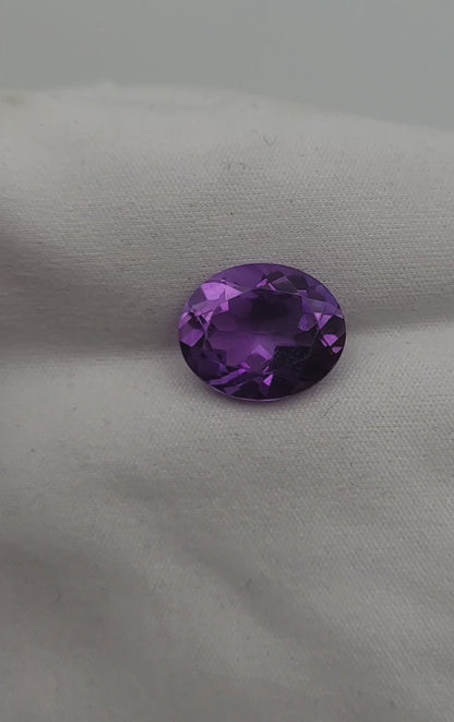 Améthyste Ovale 3.96 carats