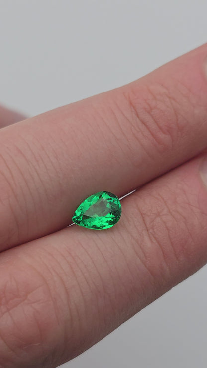 Emeraude colombienne 1.03carat top color
