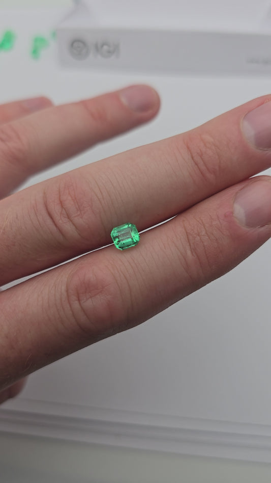 Emeraude Colombienne 1.01 carat