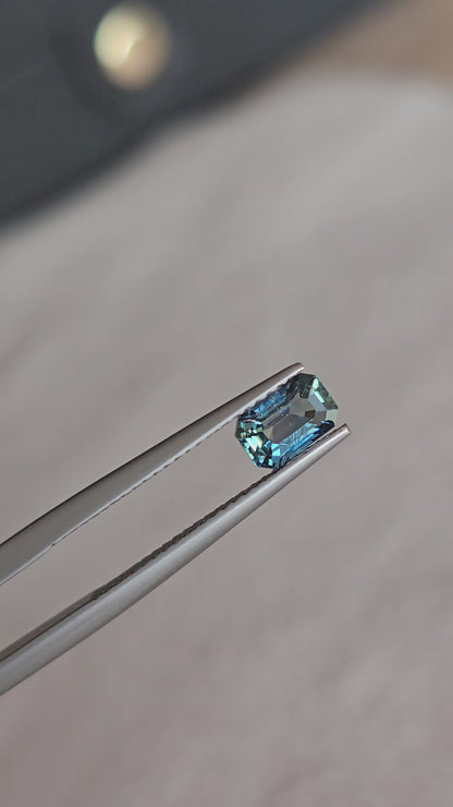 Saphir bi-color bleu/jaune 1.09carat
