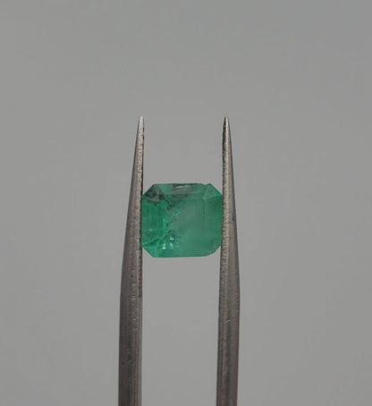 Emeraude colombienne 1.75 carat