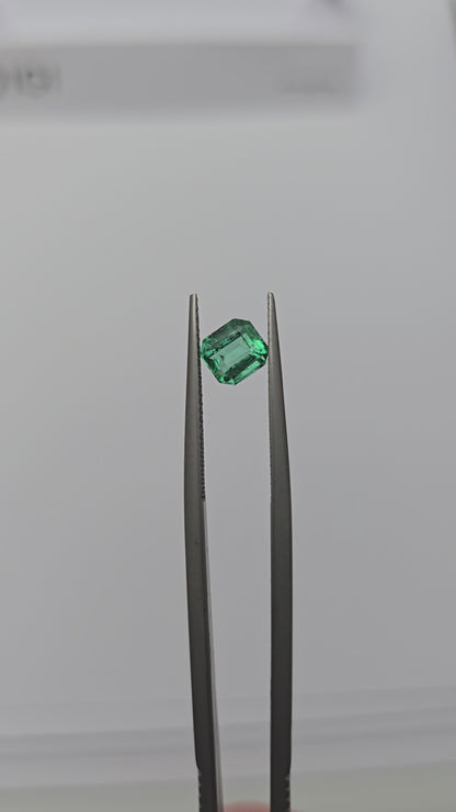 Emeraude Colombienne 1.01 carat