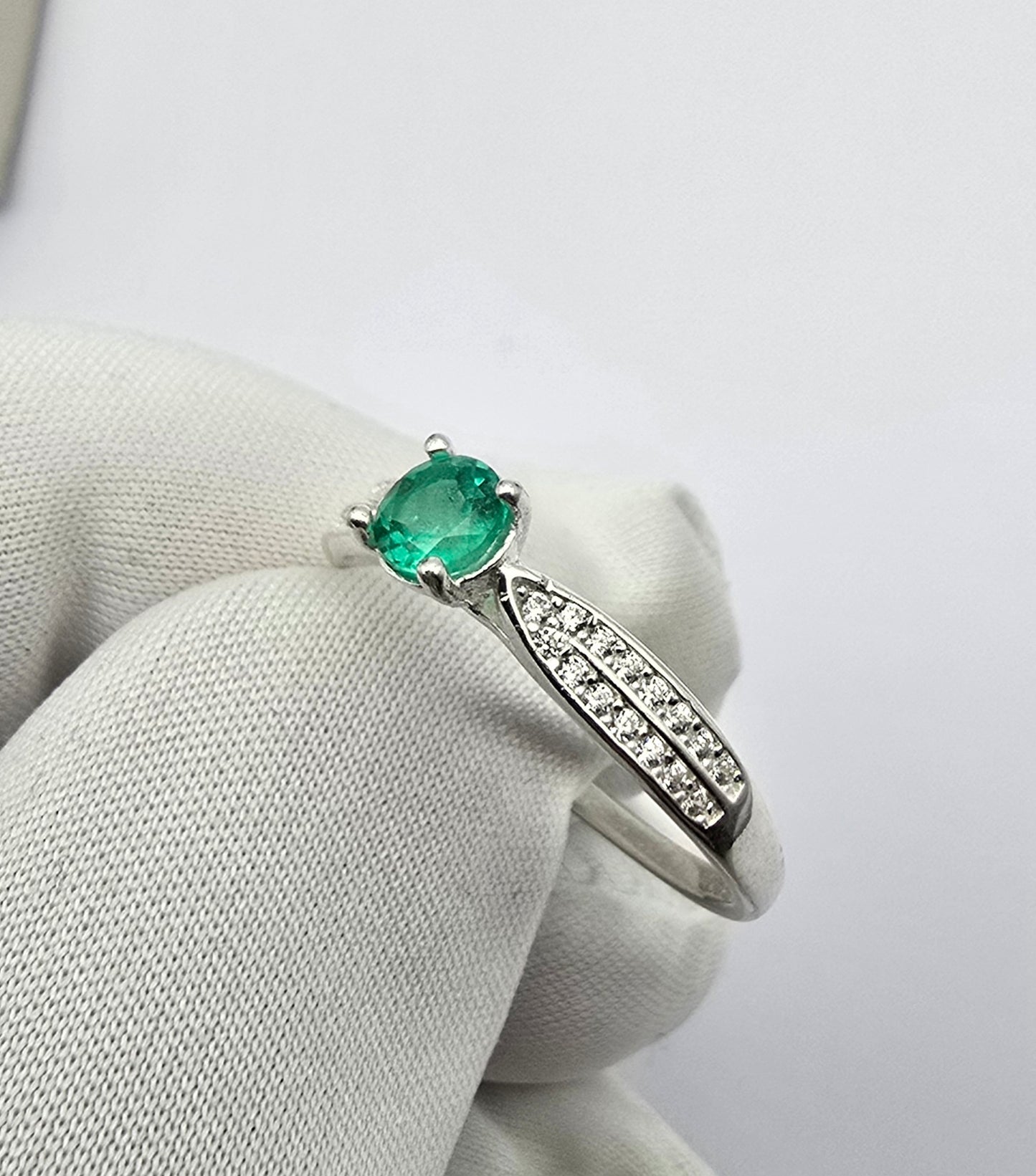 Bague argent 925 emeraude colombienne naturelle