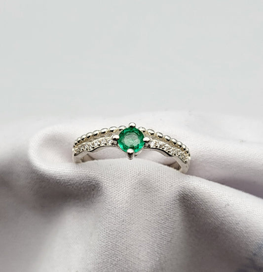 Bague argent massif, emeraude Colombienne