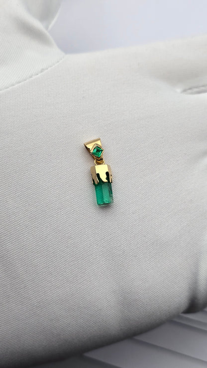 Pendentif or 18k Emeraude colombienne