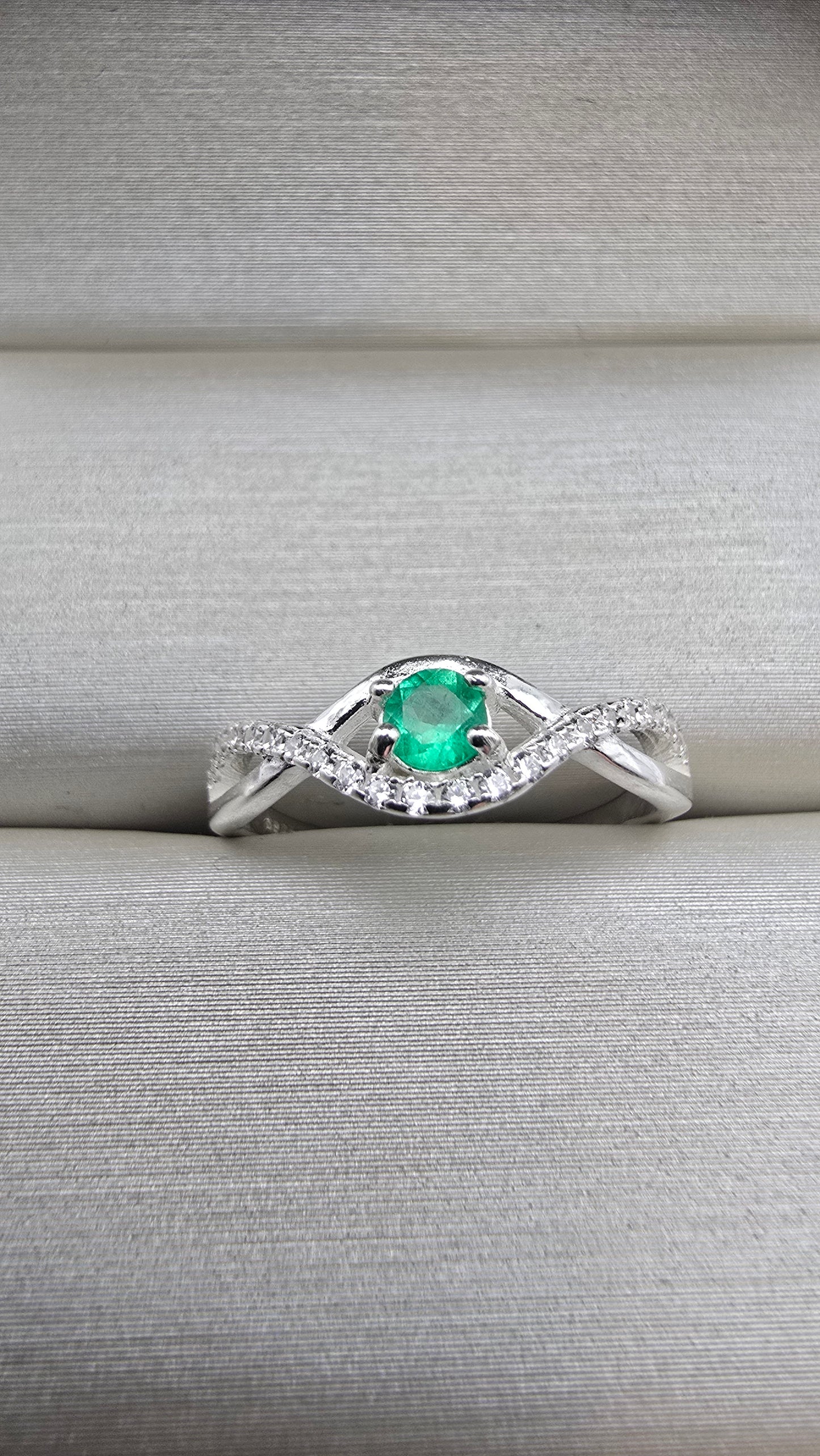 Bague argent 925 emeraude colombienne naturelle