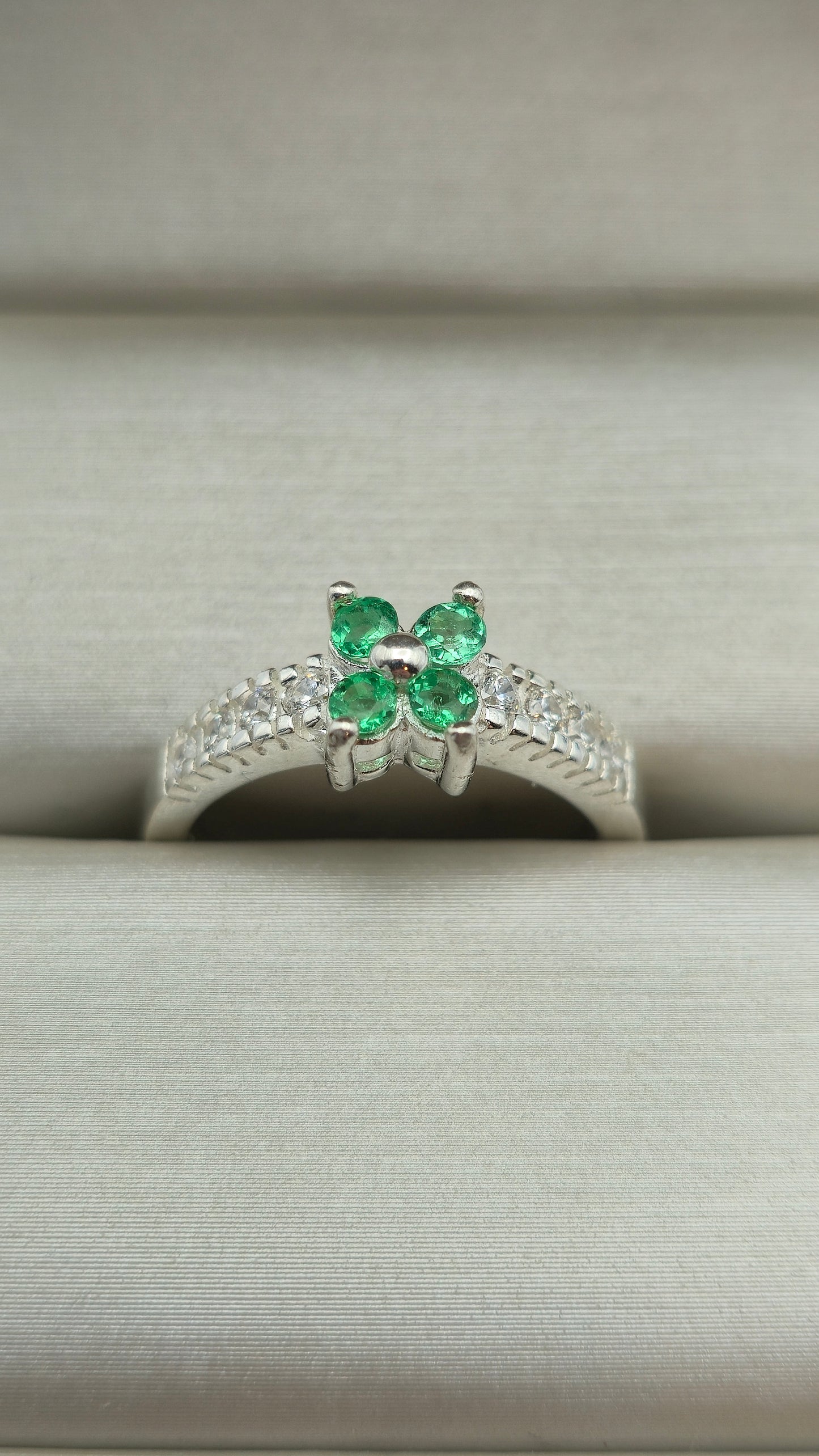 Bague argent 925 emeraudes colombiennes
