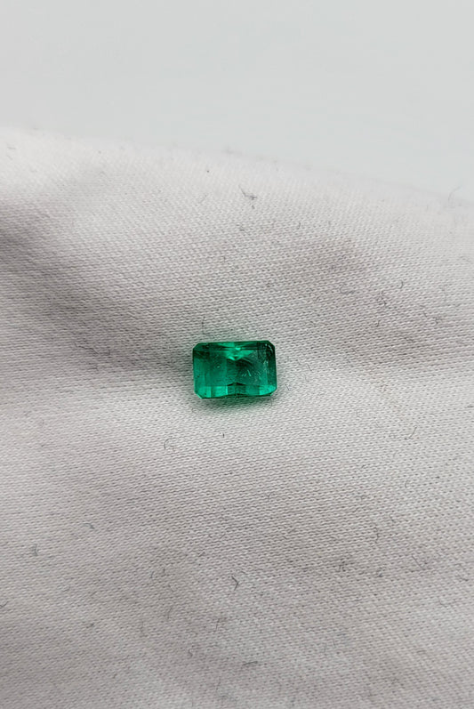 Emeraude Colombienne 0.46 carat