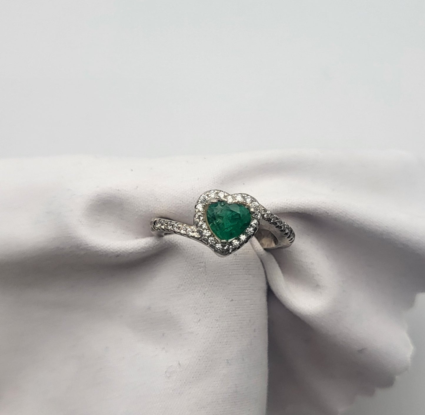 Bague argent massif,Emeraude Colombienne