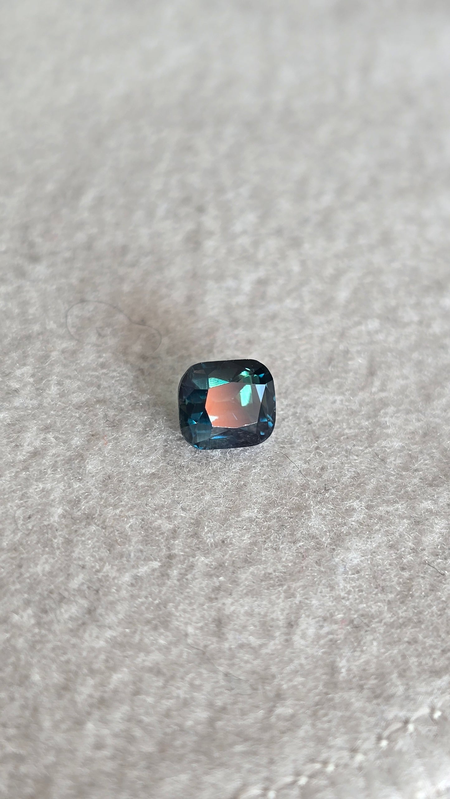 Saphir teal 1.13 carat