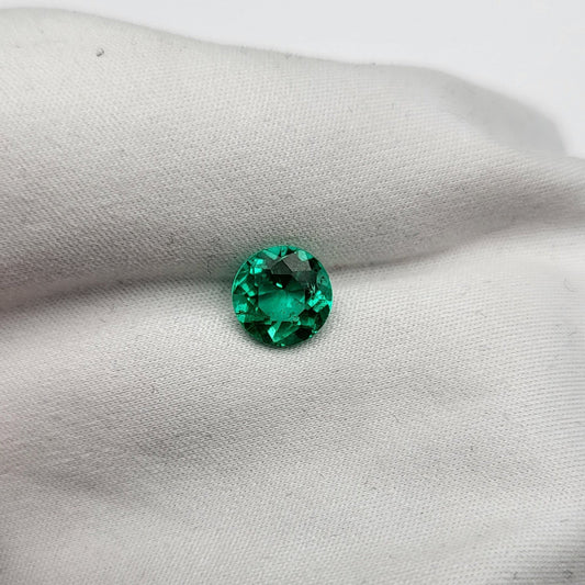 Emeraude colombienne 1.22 carat qualité extra fine