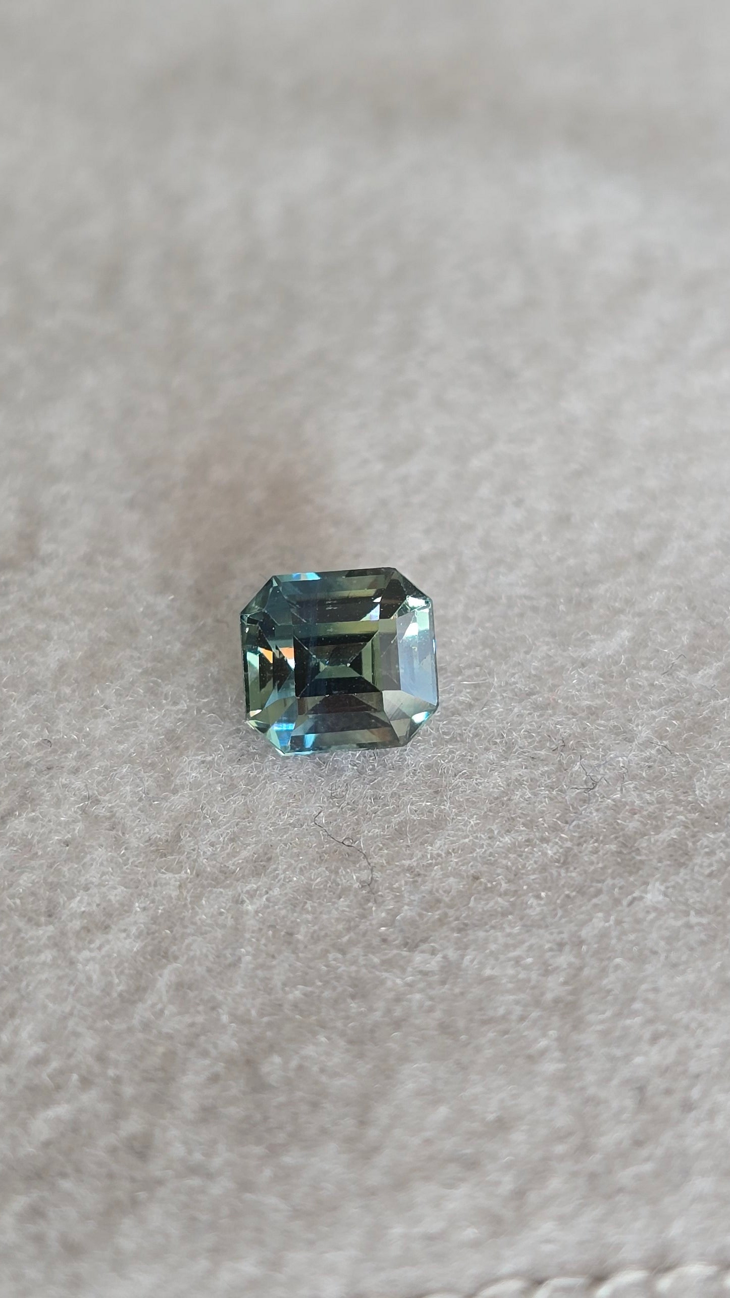 Saphir Teal 1.07carat
